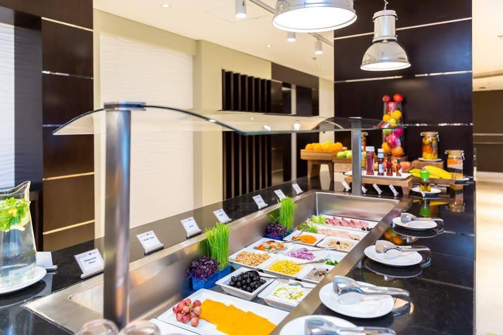 Premier Inn Doha Airport מראה חיצוני תמונה